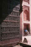 253 Fatehpur Sikri IN - portone.jpg (440821 byte)
